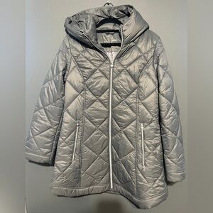 Laundry By Shelli Segal Silver Quilted Puffer Jacket